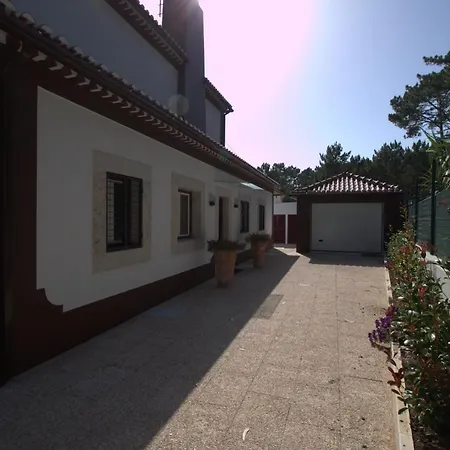 ヴィラ Villa Opala シントラ